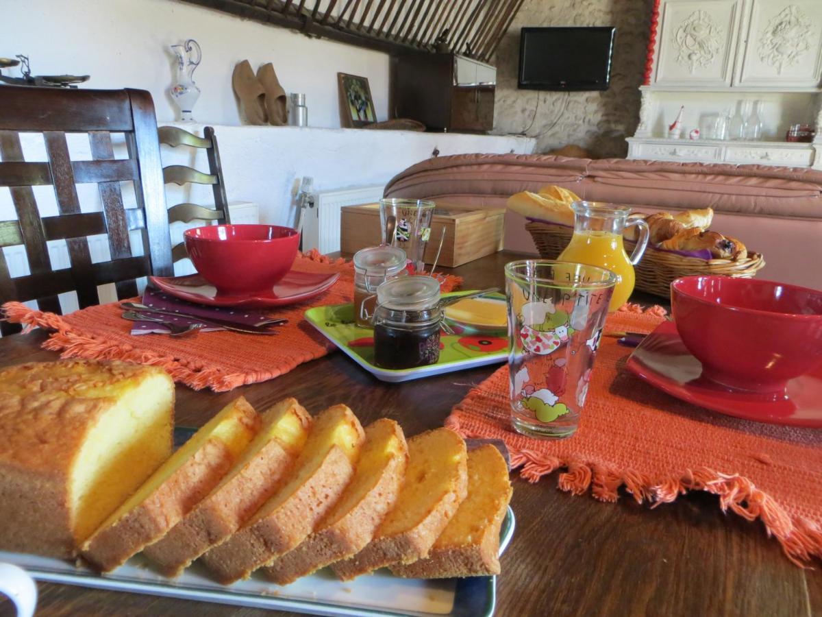 La Ferme De L'Isle Et Sa Roulotte Bed & Breakfast Avaray Eksteriør bilde