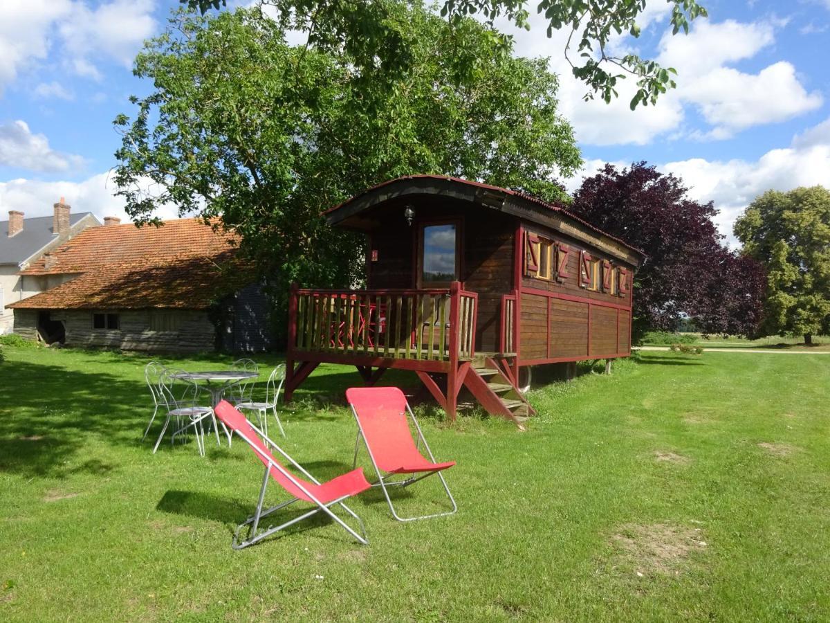 La Ferme De L'Isle Et Sa Roulotte Bed & Breakfast Avaray Eksteriør bilde
