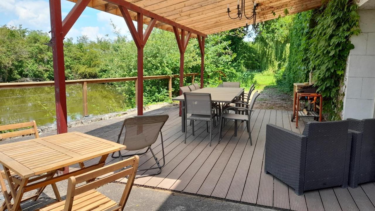 La Ferme De L'Isle Et Sa Roulotte Bed & Breakfast Avaray Eksteriør bilde