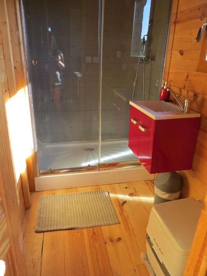 La Ferme De L'Isle Et Sa Roulotte Bed & Breakfast Avaray Eksteriør bilde