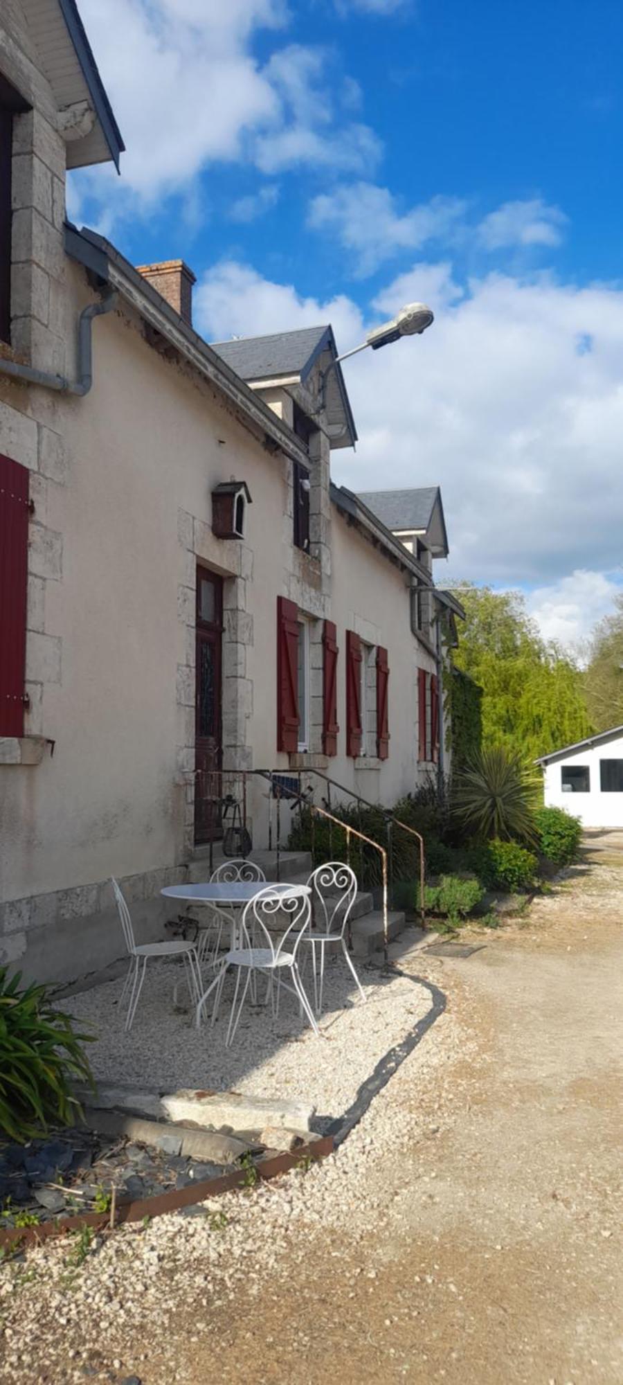 La Ferme De L'Isle Et Sa Roulotte Bed & Breakfast Avaray Eksteriør bilde